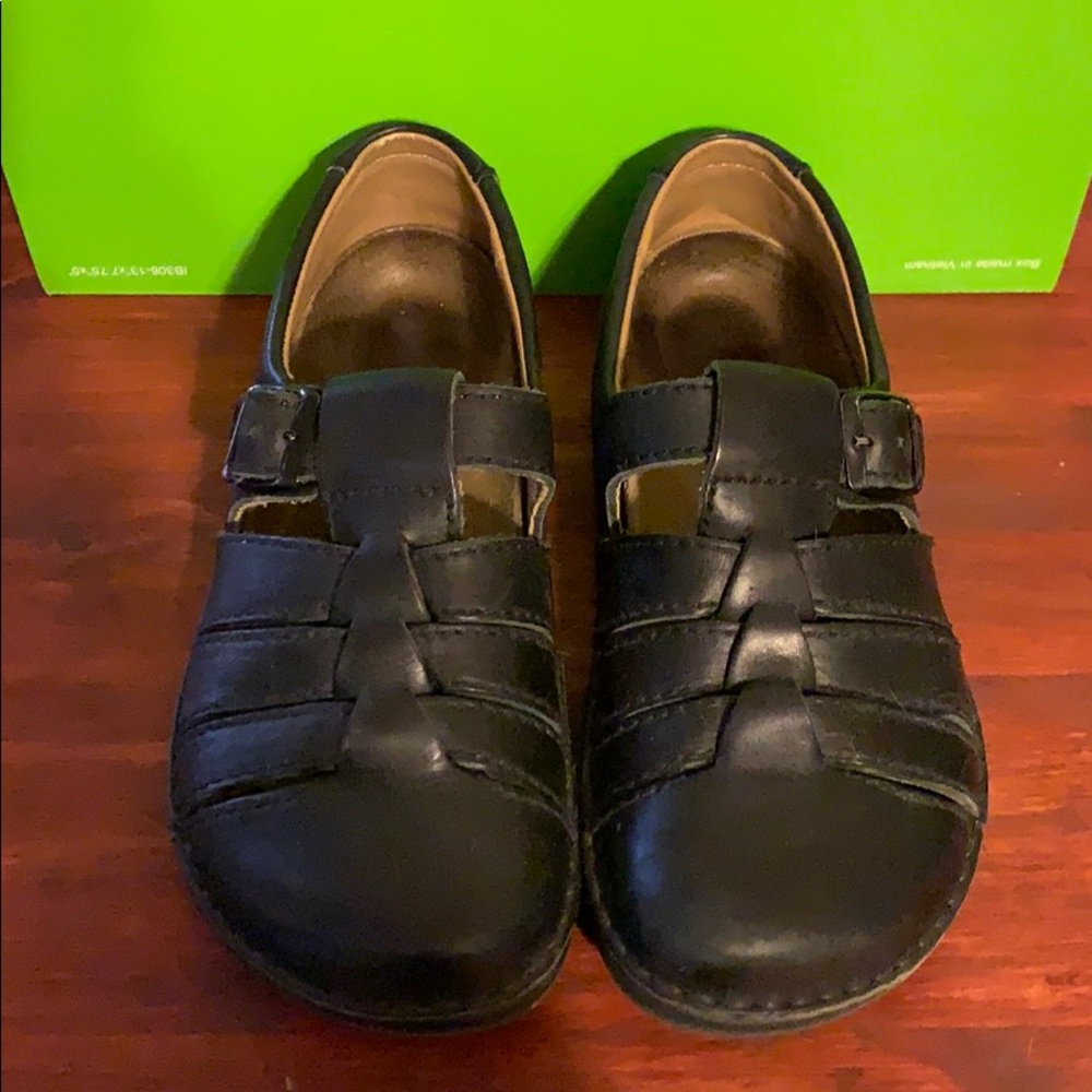 Birkenstock fisherman shoes